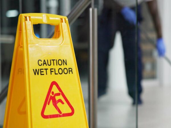 Blog 8 How Often Should Commercial Cleaning Services Be Reviewed?